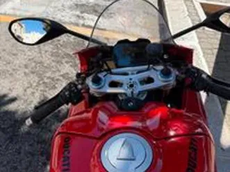 ducati panigale v4s 2024