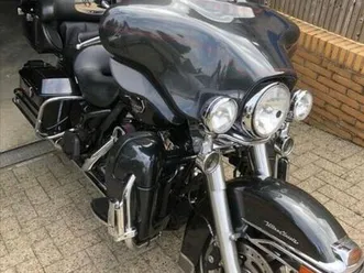 harley-davidson flhtcu