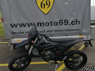 125 t modell motard