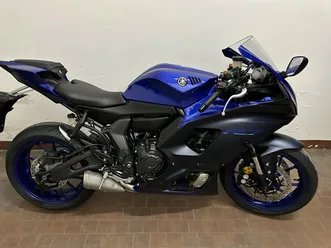 yamaha yzf r7
