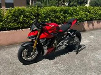 ducati streetfighter v4s