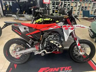 xm50 competition black friday deal