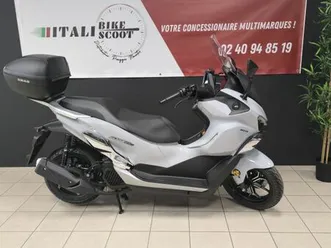 qj motor fort 125 n 2025 125 cm3 | scooter | 151 km | gris | 44400 reze