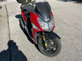 mit 2 jacken und knieschutz