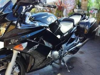 ② super belle yamaha fjr