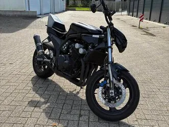 streetfighter - yamaha fazer 600