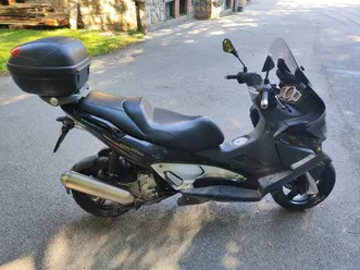 gilera nexus 250 250 cm3, 2006 god.