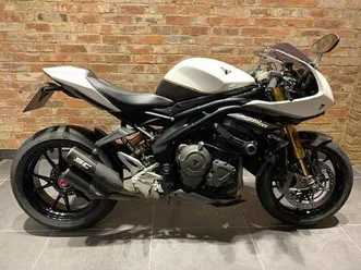 used triumph speed triple 1200 rr for sale in ashford