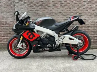 aprilia rsv4 aprc abs (bj 2016) 19999 km incl grote beurt — motoren | aprilia — marktplaats