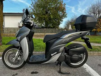 yamaha xenter 150 grigio