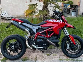 ducati hypermotard 939