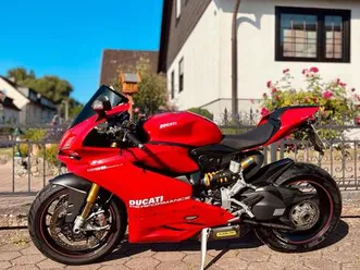 ducati panigale 1299 s