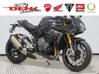 triumph speed triple 1200 rr bond 007