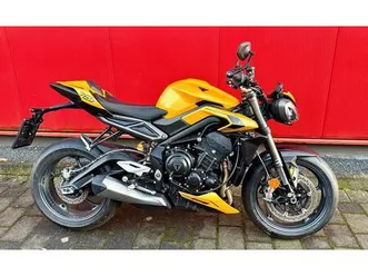 triumph street triple rs erst 268km tempomat wie neu top