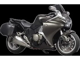 honda vfr1200f vfr 1200 f, vfr1200r, 2014, panniers, sports tourer