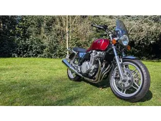 2013 honda cb1100 1100 cc modern day classic motorcycle stunning example 5k miles