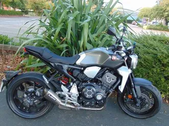 honda cb1000r cb1000ra-j 2019 low miles 2k naked 143bhp muscle retro tourer