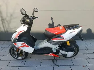 aprilia typ sr50r farbe weiß (rechnung vorhanden)