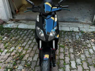 scooter aprilia