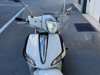 piaggio liberty 50 sport bianco