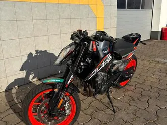 ktm duke 790