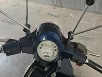 piaggio vespa 150 px