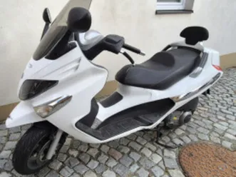 piaggio xevo 125