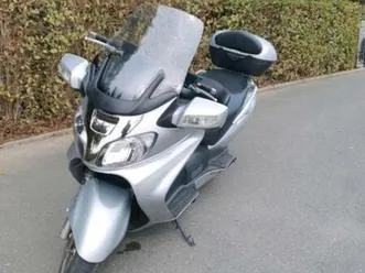 suzuki burgmann 650 executive mit tourenausstattung