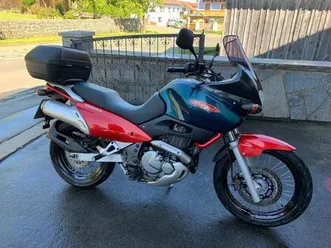 suzuki xf freewind 650