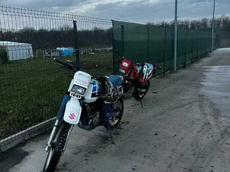 zwei motorräder zu verkaufen