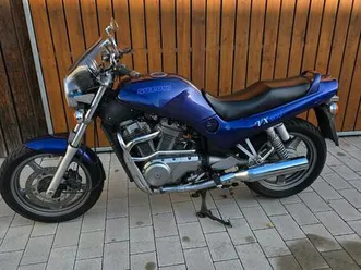 biete suzuki vx800 in gepflegten zustand tüv neu bei kauf