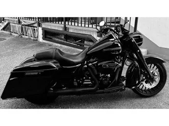 occasion harley-davidson road king custom flhrs