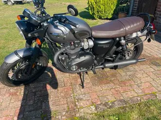 triumph bonneville t120 black – gepflegt, wenig gefahren