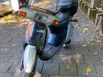 honda lead nh50 (af01) roller