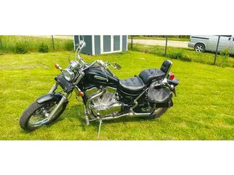 suzuki intruder vs 1400