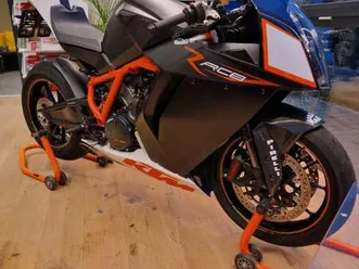 ktm rc8 r
