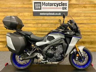 immaculate-2023-yamaha-tracer-9-gt-full-luggage-radar-heated-seat