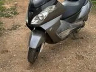 aprilia atlantic 250