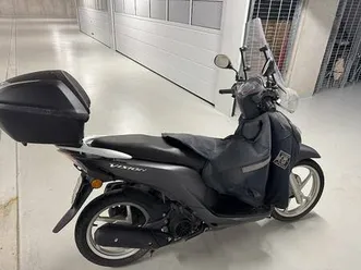 scooter honda vision 110 2018 excellent état