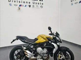 mv agusta brutale 675