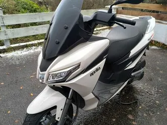 scooter aprilia sxr 50