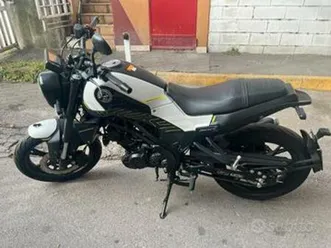 moto benelli leoncino 125 -neopatentati