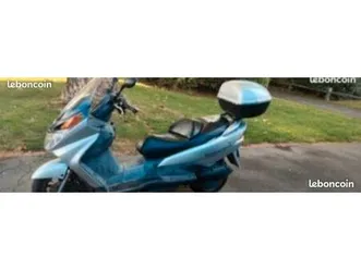 scooter burgman suzuki 125 bon état