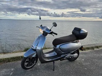 scooter électrique you bee héritage 125