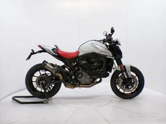 ducati monster 937 +