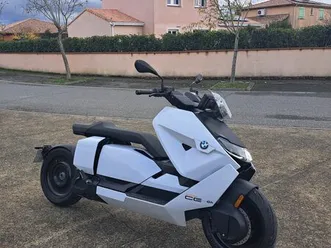 scooter bmw ce04