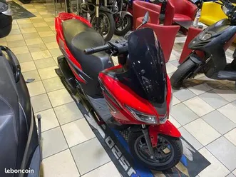 aprilia sxr 50 bella storia