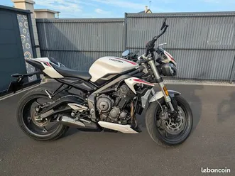 triumph street triple 660s - a2 (47.5 ch)