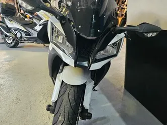 kawasaki zx 10 r