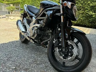 vend suzuki gladius bon état